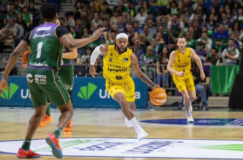  Patty Mills bebe de la fuente de la eterna juventud en Tenerife