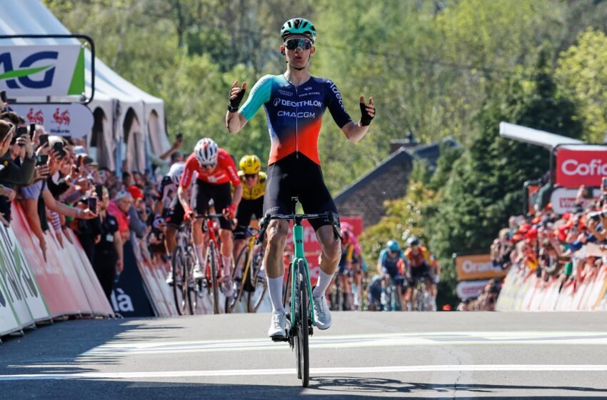  Paul Seixas gana la Flecha Valona a los 19 años, más joven que ninguno en la historia