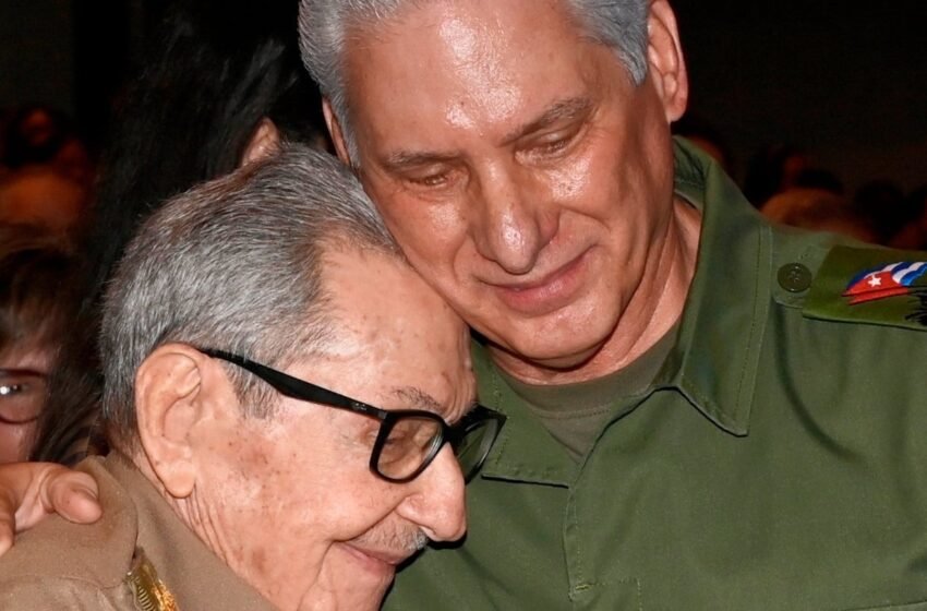  Raúl Castro reaparece por primera vez en público tras la imputación de Estados Unidos
