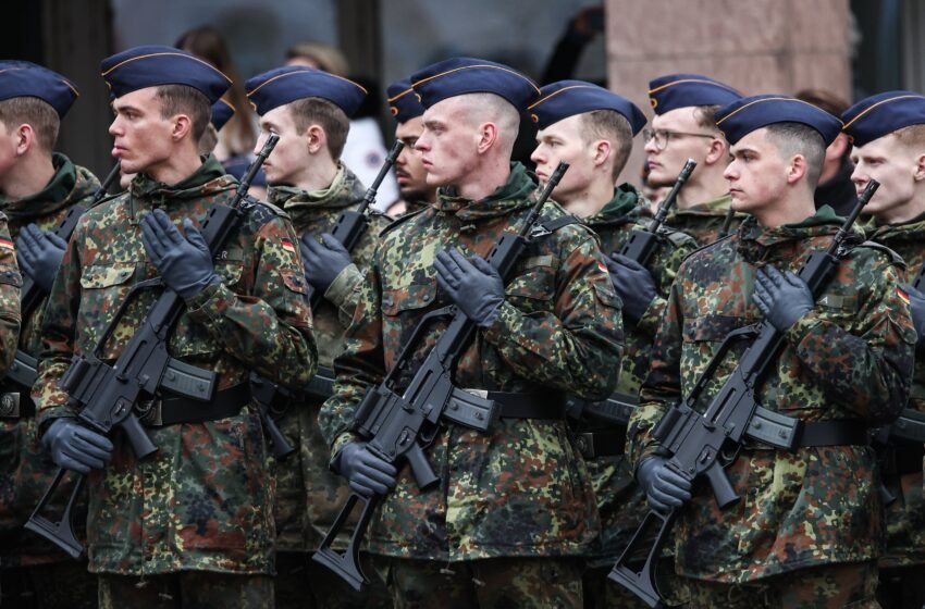  Panorama de la mili en Europa: de la vuelta a un sistema voluntario en Francia y Alemania al no español