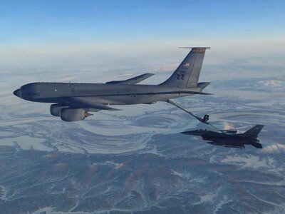  Avión KC-135 se estrella en Irak mientras otro aterriza