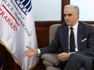  Luis Miguel De Camps destaca programa AWS Entrena