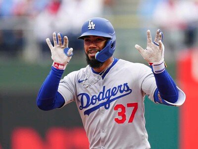  MLB: Teoscar Hernández impulsa seis carreras