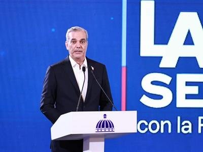  ¿Reforma fiscal en enero? Abinader responde