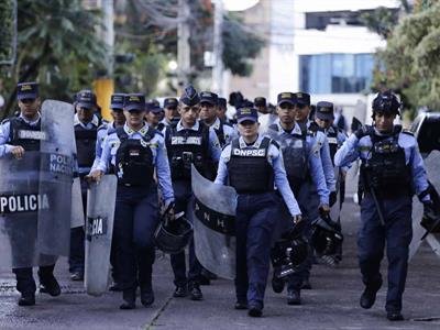  Nasry Asfura vuelve a liderar el recuento electoral en Honduras